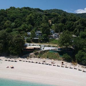 Eden Hotel